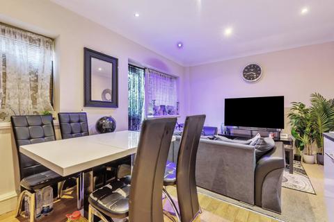 4 bedroom flat for sale - Whitefoot Lane, Bromley