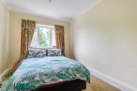 4 bedroom flat for sale - Whitefoot Lane, Bromley