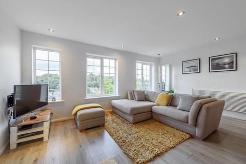 8 Haywards Close, Henley-on-thames, RG9 1UY