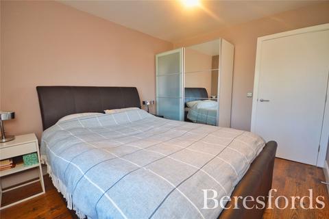 23 Romside Place, Romford, RM7 7EE