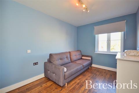 23 Romside Place, Romford, RM7 7EE