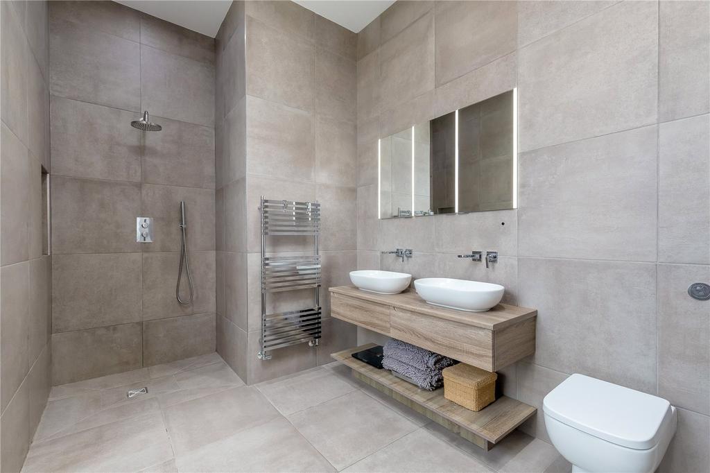 Principal Ensuite