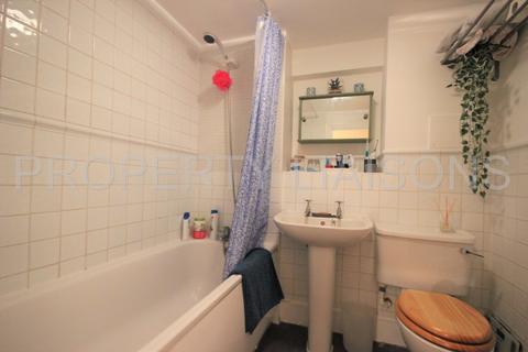 1 bedroom flat to rent, Slipway House, Burrells Wharf Sqaure, London, E14