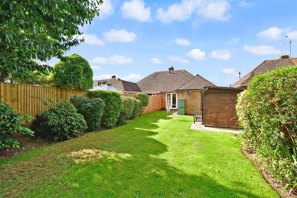 Plantation Way, Worthing, West Sussex 2 bed semidetached bungalow for