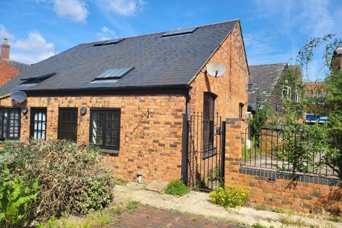 1 bedroom mews to rent, The Maltings, Newport Pagnell
