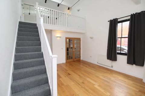 1 bedroom mews to rent, The Maltings, Newport Pagnell