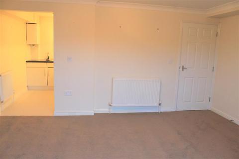 2 bedroom apartment to rent - Lincoln Court, Denham Green