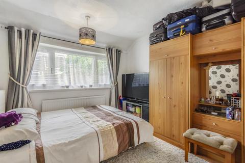 162 Clare Road, Maidenhead, SL6 4DH
