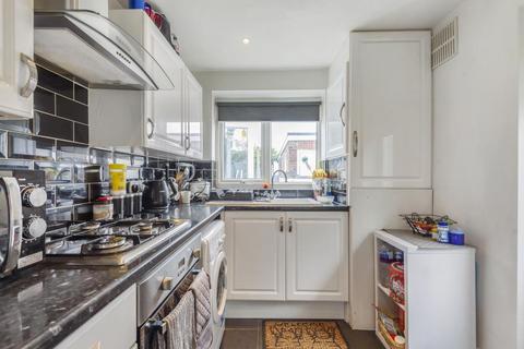 162 Clare Road, Maidenhead, SL6 4DH
