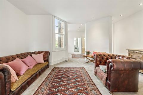 undefined, North Avenue, Richmond, TW9