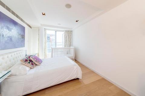 3 bedroom penthouse to rent, New Providence Wharf, 1 Fairmont Avenue, London, E14 9PB