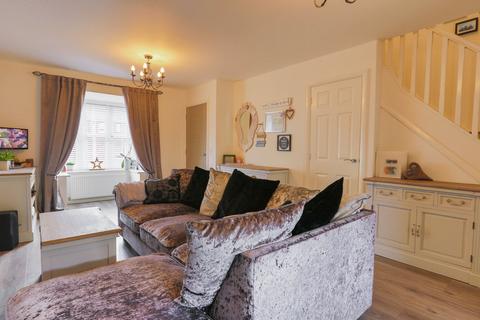 3 bedroom house for sale - Hamlet Drive, Kingswood, Hull, East Riding of Yorkshire, HU7