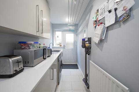 3 Denecroft, Wylam, NE41 8DE