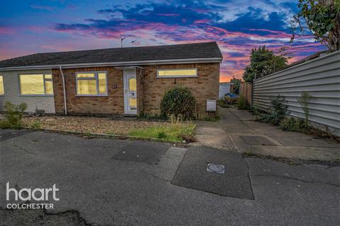 3 bedroom bungalow for sale - Dover Road, Colchester