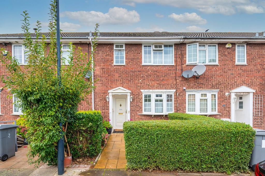 The Boltons, Sudbury, Wembley, HA0 3 bed terraced house £600,000