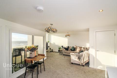 2 bedroom apartment for sale - A14, 647 - 655 New South Promenade, Blackpool, FY4