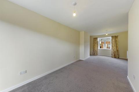 3 bedroom semi-detached house for sale - Swift Road, Abbeydale, Gloucester, Gloucestershire, GL4