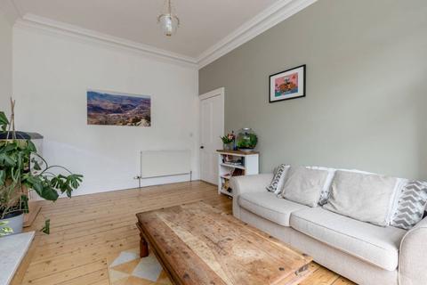 2 bedroom flat for sale - 3/3 Sciennes Hill Place, Newington, Edinburgh, EH9 1NP