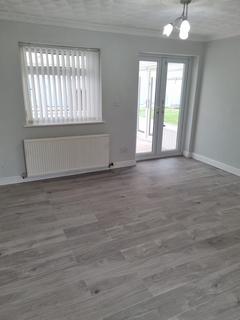 2 bedroom house to rent - Poulsom Drive, Bootle, L30