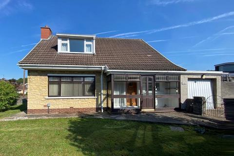 3 bedroom detached bungalow for sale - Rockwood Road, Taffs Well, Cardiff. CF15