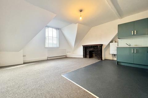 Studio to rent, North Avenue, Ramsgate