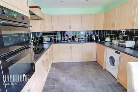 3 bedroom end of terrace house for sale - Mill View, Rotherham