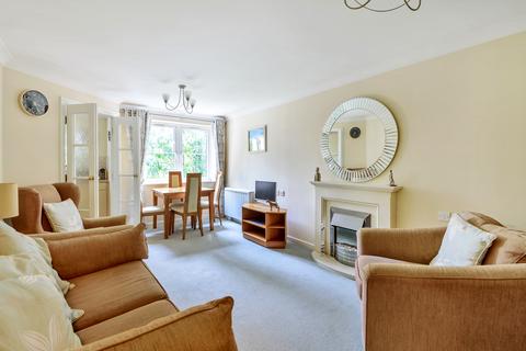 1 bedroom apartment for sale, Pheasant Court, Holtsmere Close, Watford WD25 9AF