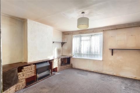 2 bedroom maisonette for sale - Downham Court, Downham Road, London, N1