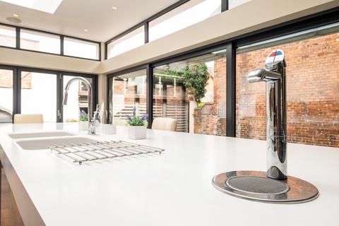 6 bedroom townhouse for sale, Agnew Street, Lytham St. Annes, FY8