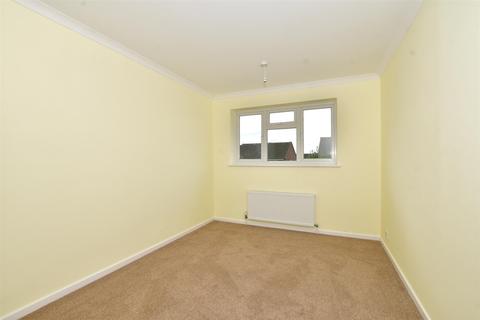 47 Tudor Walk, Leatherhead, KT22 7HX
