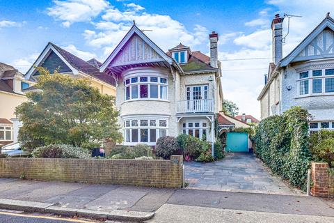 5 bedroom detached house for sale - Burges Road, Southend-on-sea, SS1