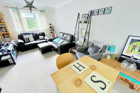 2 bedroom flat for sale - Dean Park