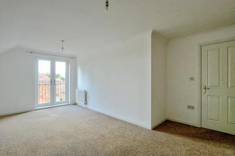 2 bedroom flat for sale - Blandford Close, Norton , Stockton, Cleveland, TS20 1GB
