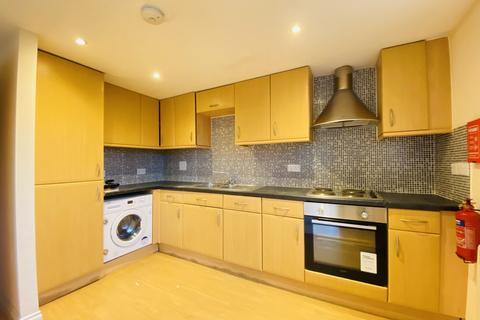 2 bedroom flat to rent - Hyde Road, Gorton, Manchester, M12