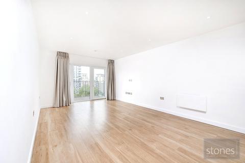 3 bedroom apartment to rent, Beaufort Square, London, NW9