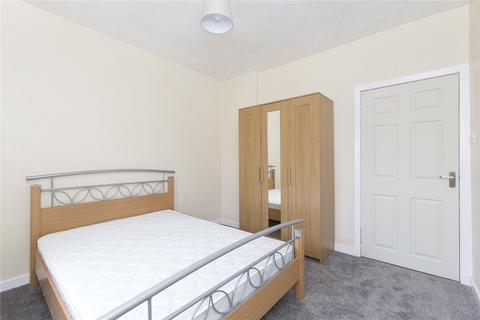 2 bedroom flat to rent - Whitson Terrace, Saughton, Edinburgh, EH11