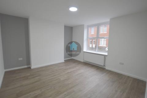 2 bedroom flat to rent, Laurel Street, Wallsend NE28