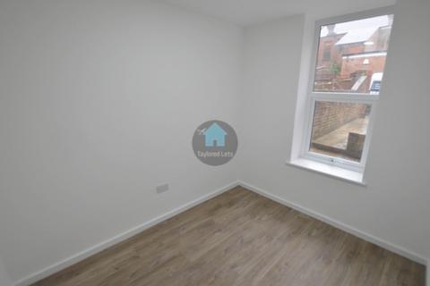 2 bedroom flat to rent, Laurel Street, Wallsend NE28