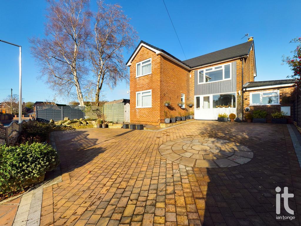 Windermere Road, High Lane, Stockport, SK6 6 bed detached house for