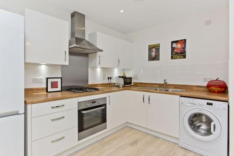 2 bedroom flat for sale - 6/3 Arneil Place, Crewe, Edinburgh, EH5 2GU