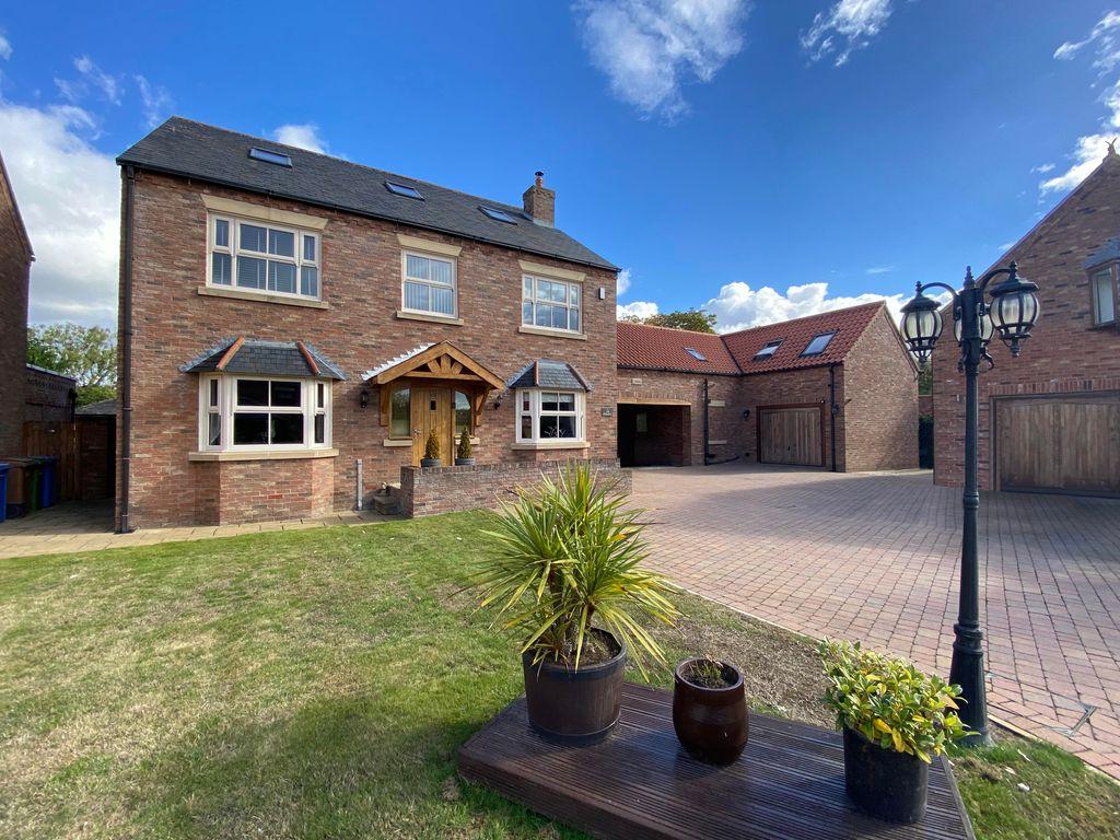View of Property at Front