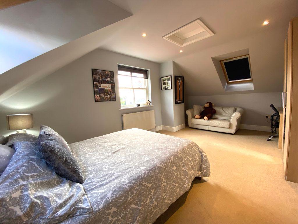 Bedroom 4 (Double)