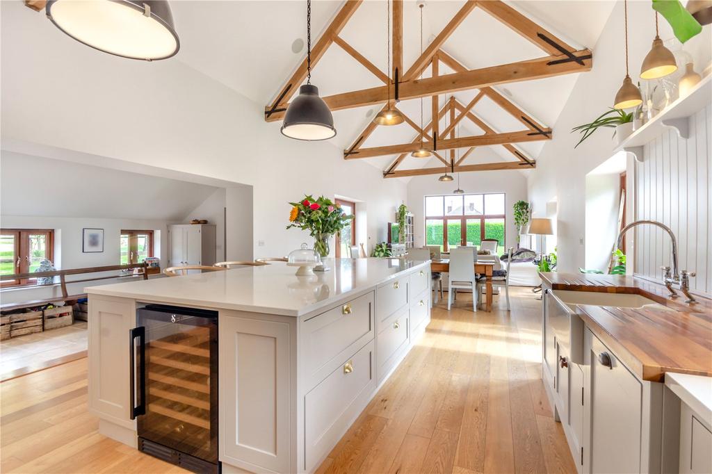 51' Family Kitchen