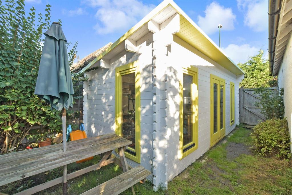 Workshop/Outbuildings