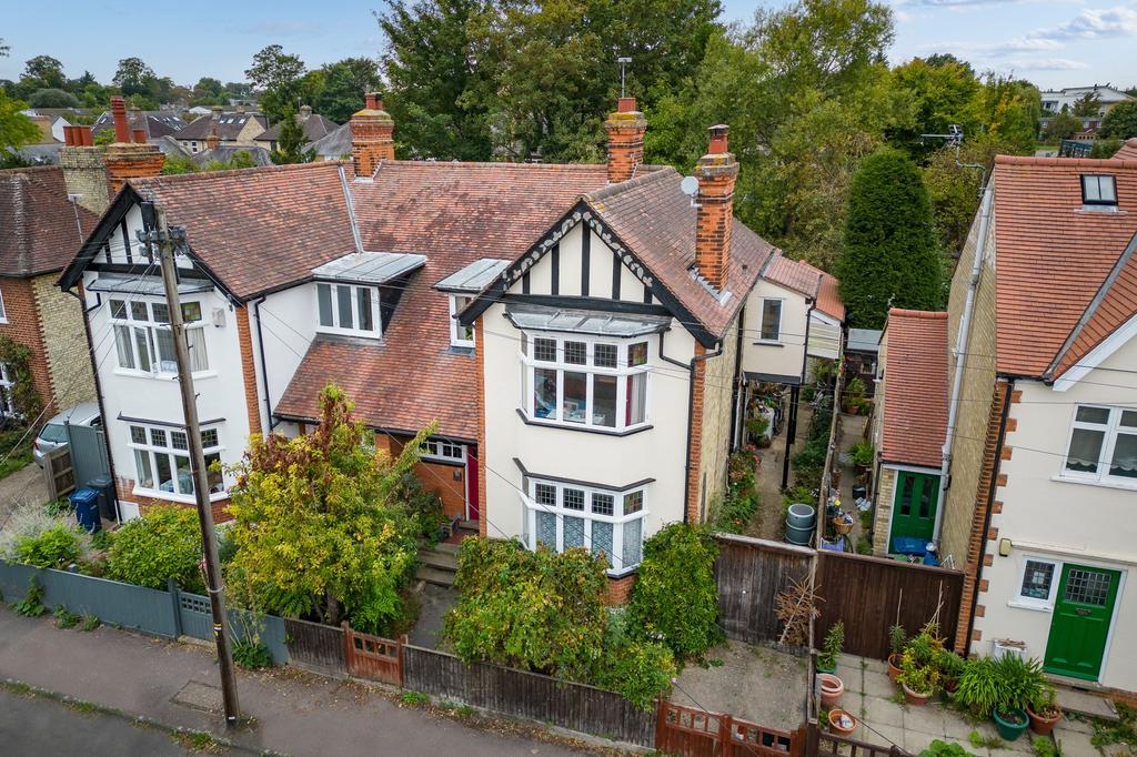 Harvey Goodwin Avenue, Cambridge, CB4 4 bed semidetached house for