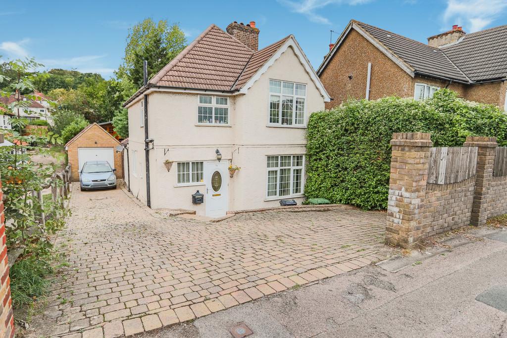 Brighton Road, Hooley 3 bed detached house £580,000