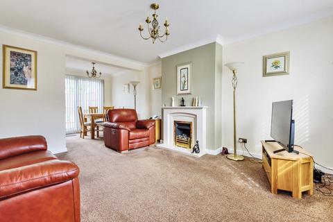 10 Colyer Close, London, SE9 3QG