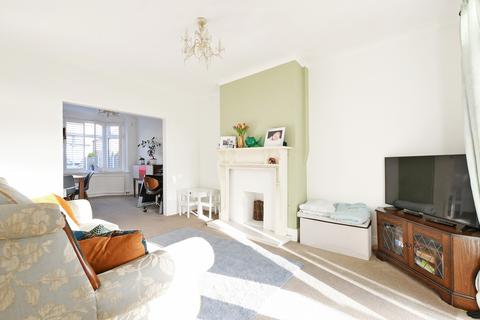 2 bedroom semi-detached house for sale - Marsh Avenue, Dronfield, Derbyshire, S18 2HA