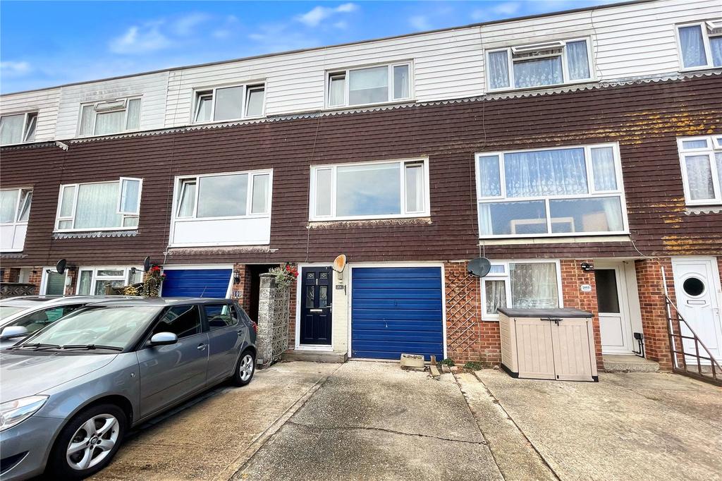 Timberleys, Littlehampton, West Sussex 3 bed terraced house £265,000