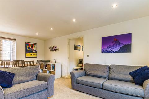 99 Bristol South End, Bristol, BS3 5BL